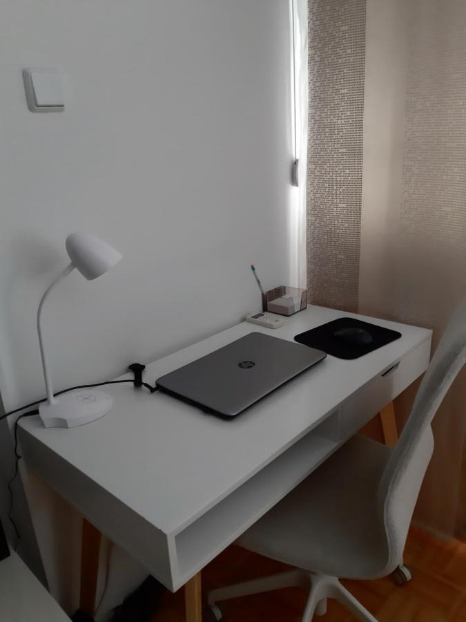 Apartma Eva โคเปร์ ภายนอก รูปภาพ