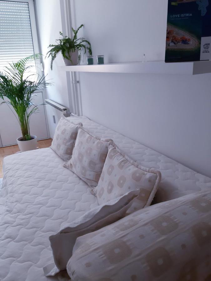 Apartma Eva โคเปร์ ภายนอก รูปภาพ